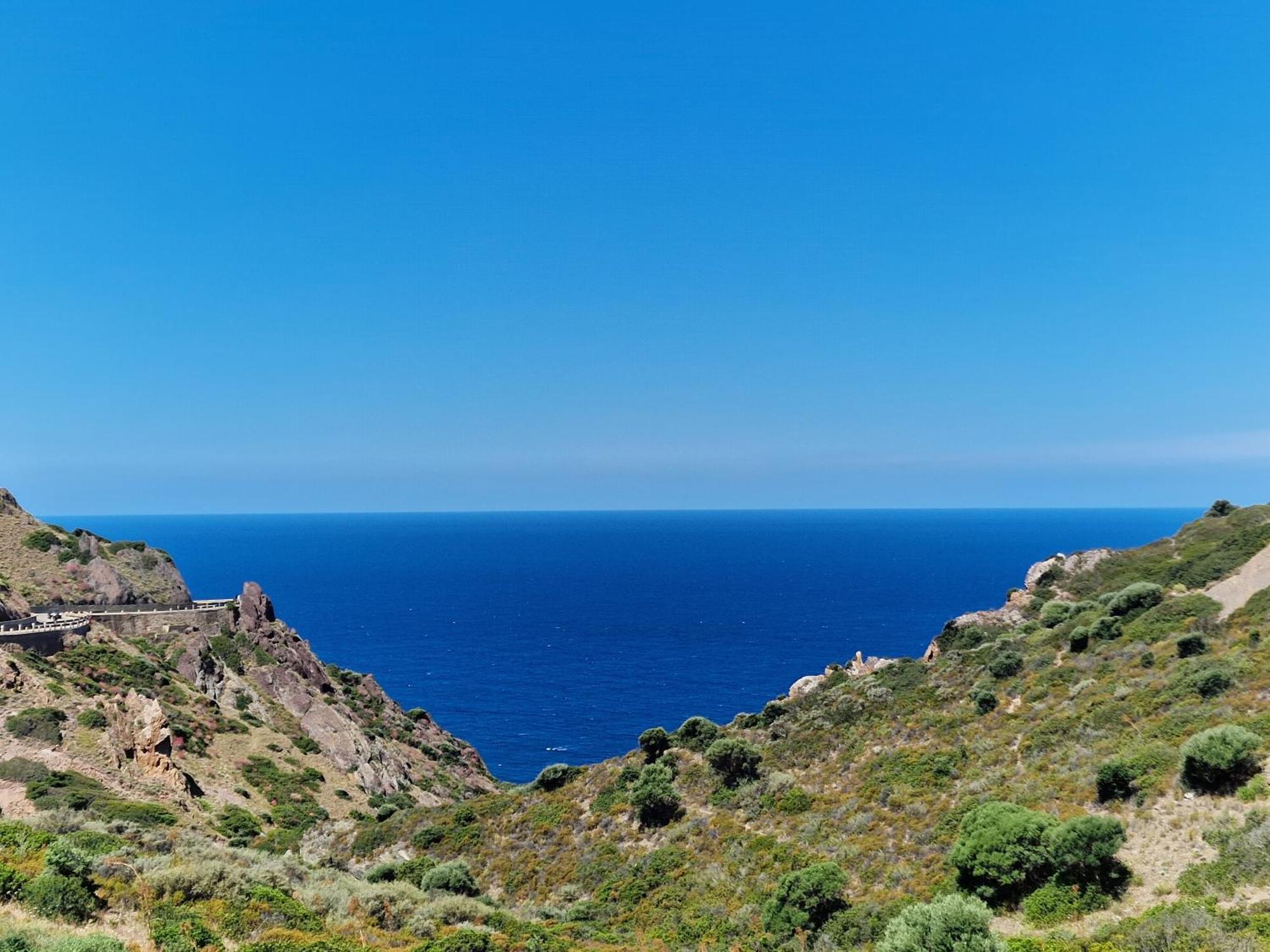 Oasi Blu Monolocale Vista Mare Apartman Nebida Kültér fotó